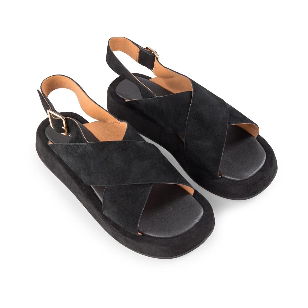 SHOE THE BEAR WOMENS Astrid Suede Sandals Flat Sandals 111 BLACK / BLACK