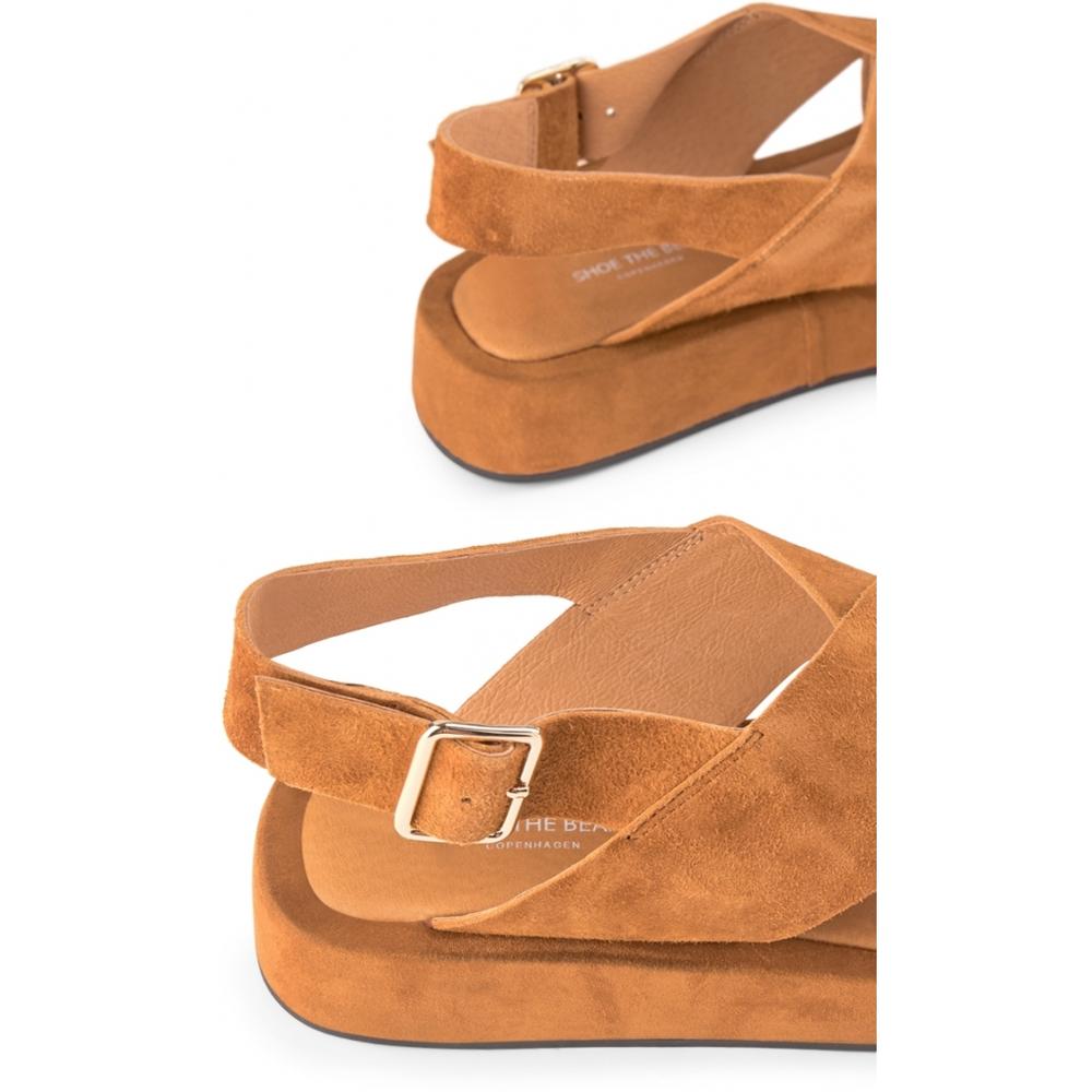 SHOE THE BEAR WOMENS Astrid Suede Sandals Flat Sandals 132 COGNAC