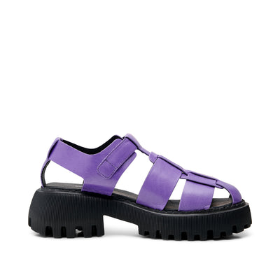 SHOE THE BEAR WOMENS Posey sandal shiny leather Sandals 915 VIOLET