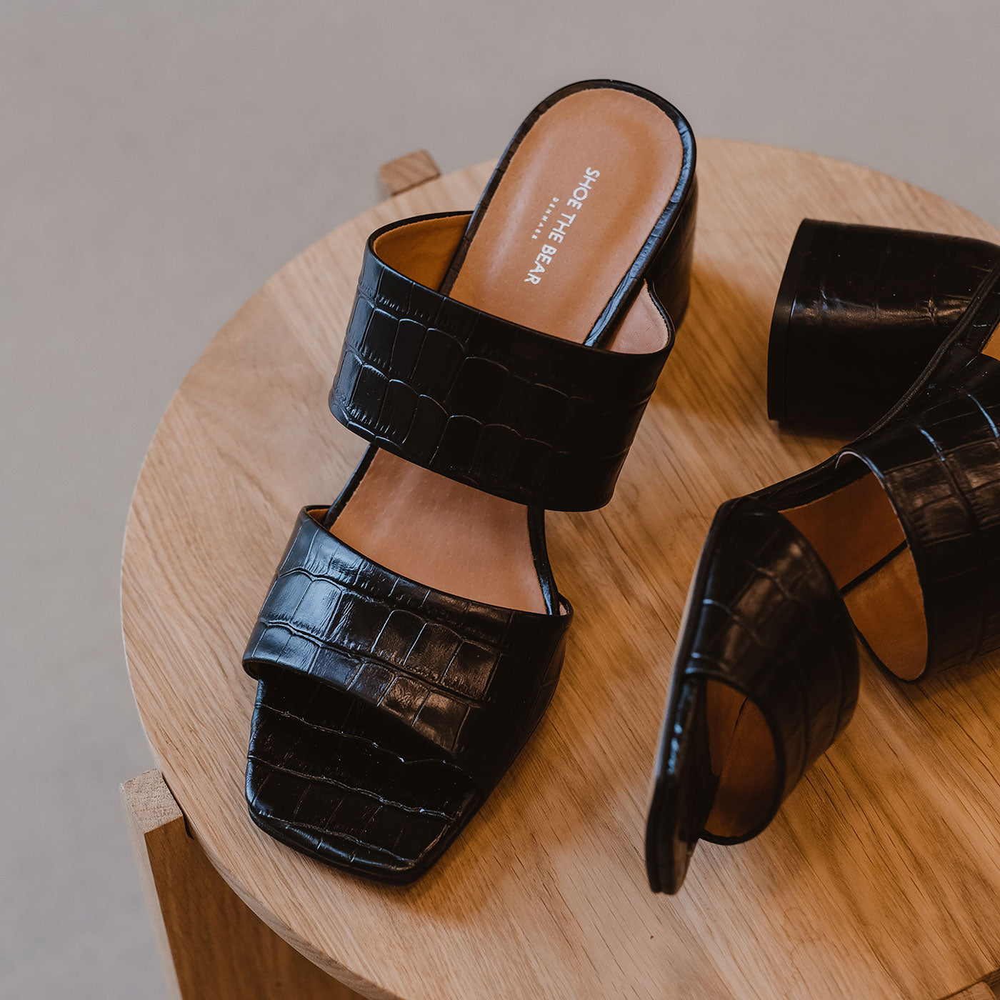 SHOE THE BEAR WOMENS Runa mule leather Heel Sandals 112 BLACK CROCO