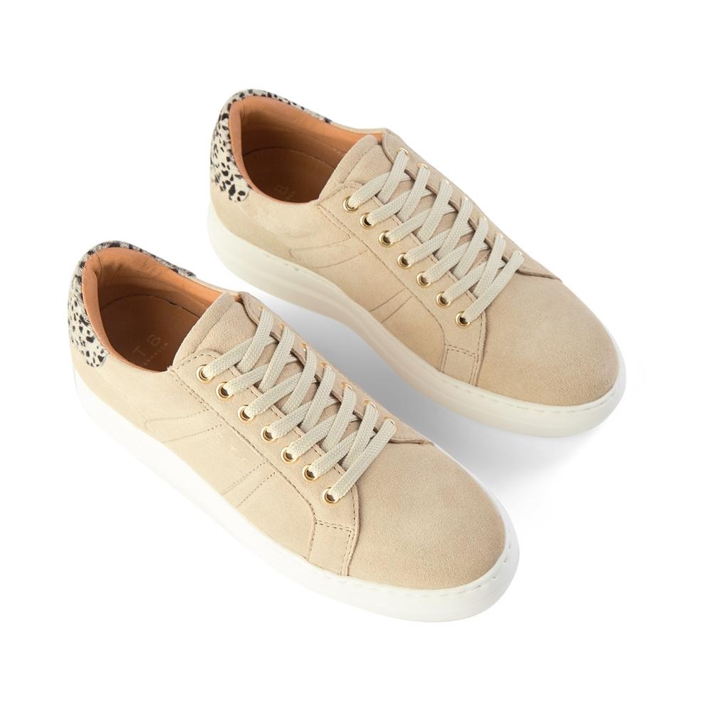 SHOE THE BEAR WOMENS Vinca Suede Sneakers Sneakers 150 SAND